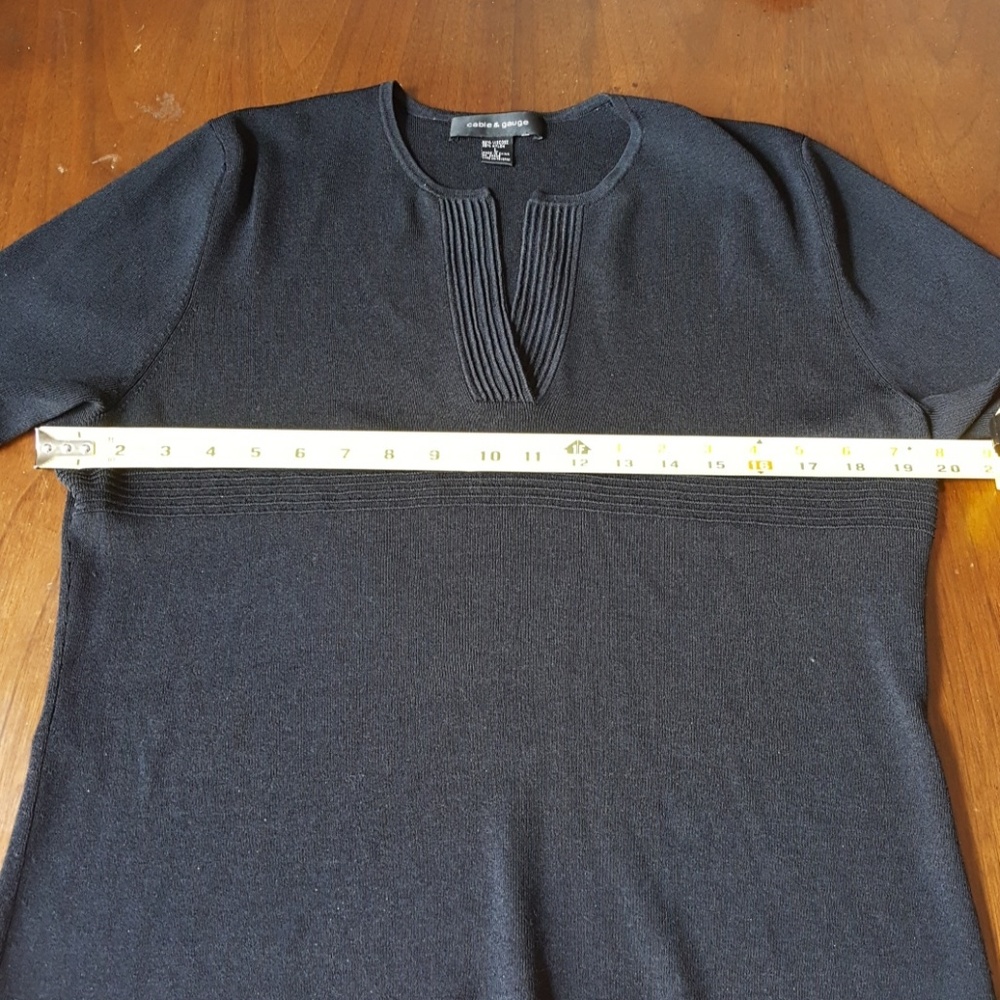 20:08 Cable & Gauge Knit Top - Picture 5 of 8